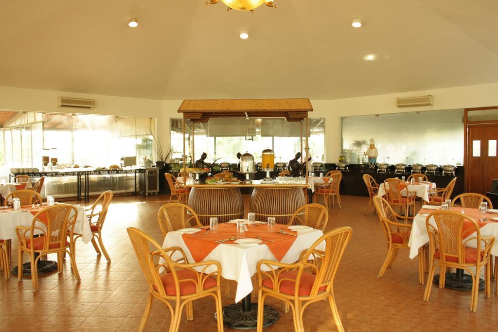 Chariot Beach Resort Mahabalipuram Ngoại thất bức ảnh